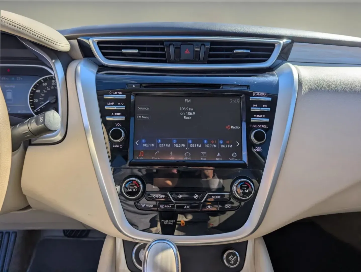 2015 /Beige Nissan Murano SV (5N1AZ2MG7FN) with an Other engine, located at 3959 U.S. 80 W, Phenix City, AL, 36870, (334) 297-4885, 32.469296, -85.135185 - ### Discover Adventure with the 2015 Nissan Murano SV at Gils Auto Phenix City, AL<br /> <br /> For those who crave adventure and versatility in their daily lives, the 2015 Nissan Murano SV is the perfect companion. Whether you're planning a scenic family road trip or need a reliable vehicle for yo - Photo#14