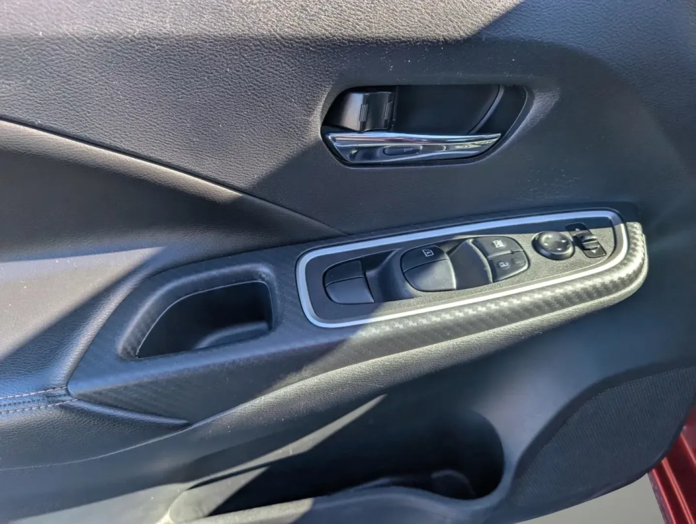 2021 /Sport Interior Nissan Versa SR (3N1CN8FV3ML) with an Other engine, located at 3959 U.S. 80 W, Phenix City, AL, 36870, (334) 297-4885, 32.469296, -85.135185 - Experience the joy of driving with the 2021 Nissan Versa SR, a stunning sedan that's perfect for budget-conscious buyers and those needing a reliable vehicle for daily commutes or family outings. Located at Gils Auto, your trusted Buy Here Pay Here dealership in Phenix City, AL, we understand the im - Photo#8