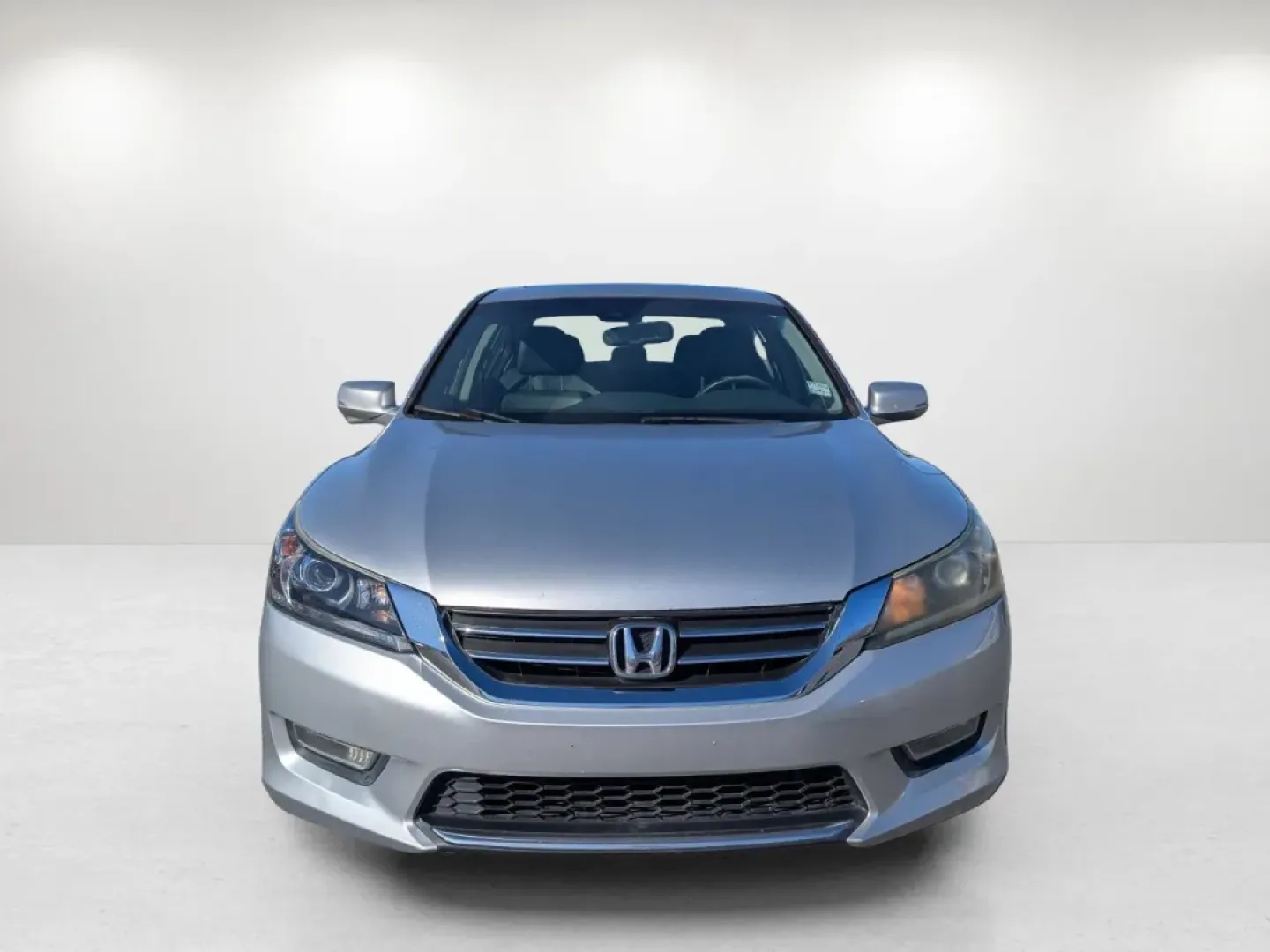 2013 Honda Accord Sdn EX-L (1HGCR2F80DA) with an Other engine, located at 3959 U.S. 80 W, Phenix City, AL, 36870, (334) 297-4885, 32.469296, -85.135185 - **Drive into Adventure with the 2013 Honda Accord EX-L at Gils Auto, Phenix City!**<br /> <br /> Are you ready to elevate your daily commute or family outings with a reliable and stylish vehicle? The 2013 Honda Accord EX-L is designed for those who appreciate comfort, performance, and modern technol - Photo#1