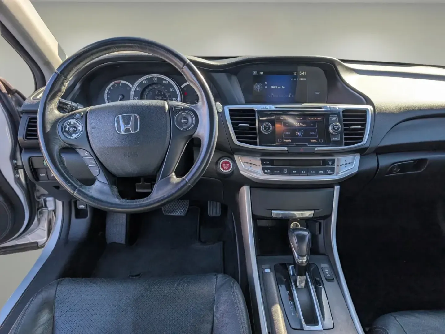 2013 Honda Accord Sdn EX-L (1HGCR2F80DA) with an Other engine, located at 3959 U.S. 80 W, Phenix City, AL, 36870, (334) 297-4885, 32.469296, -85.135185 - **Drive into Adventure with the 2013 Honda Accord EX-L at Gils Auto, Phenix City!**<br /> <br /> Are you ready to elevate your daily commute or family outings with a reliable and stylish vehicle? The 2013 Honda Accord EX-L is designed for those who appreciate comfort, performance, and modern technol - Photo#11