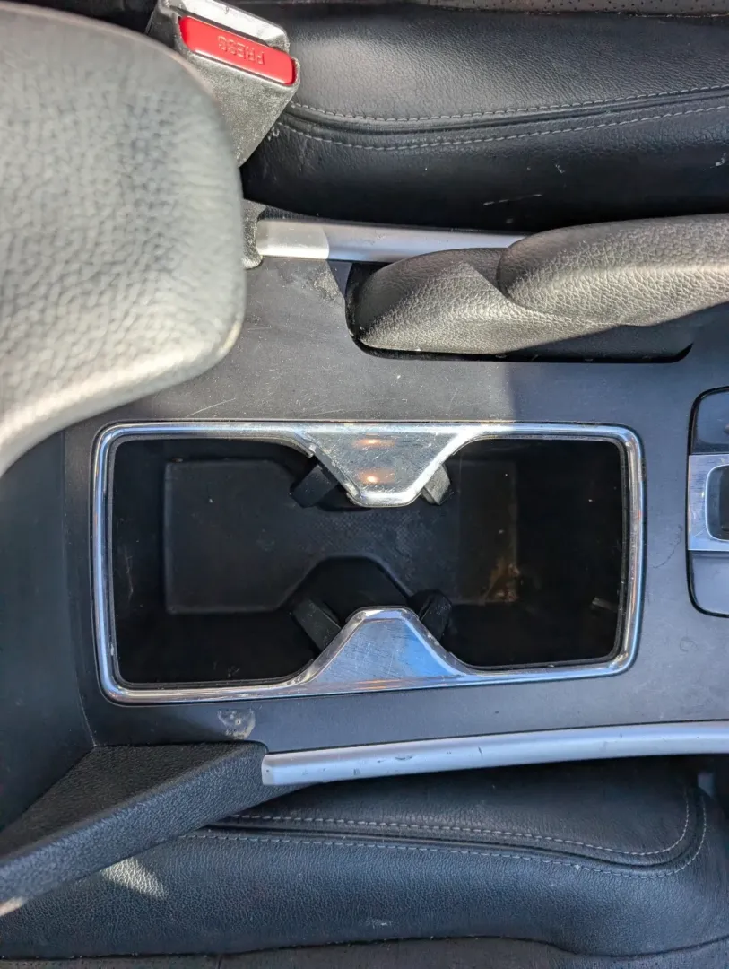 2013 Honda Accord Sdn EX-L (1HGCR2F80DA) with an Other engine, located at 3959 U.S. 80 W, Phenix City, AL, 36870, (334) 297-4885, 32.469296, -85.135185 - **Drive into Adventure with the 2013 Honda Accord EX-L at Gils Auto, Phenix City!**<br /> <br /> Are you ready to elevate your daily commute or family outings with a reliable and stylish vehicle? The 2013 Honda Accord EX-L is designed for those who appreciate comfort, performance, and modern technol - Photo#12