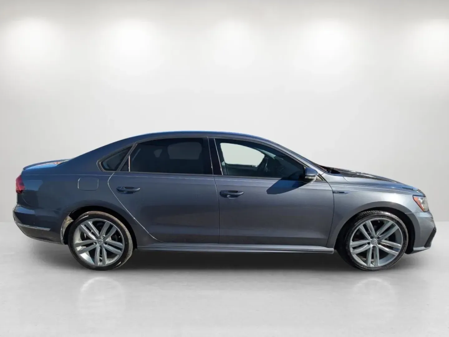 2018 Volkswagen Passat 2.0T S (1VWAA7A3XJC) with an Other engine, located at 3959 U.S. 80 W, Phenix City, AL, 36870, (334) 297-4885, 32.469296, -85.135185 - **Explore Your Next Adventure in the 2018 Volkswagen Passat - Perfect for Family Road Trips or Daily Commutes!**<br /> <br /> If you're looking for a vehicle that combines style, comfort, and reliability, the 2018 Volkswagen Passat at Gils Auto in Phenix City, AL, is the perfect choice for you. This - Photo#3