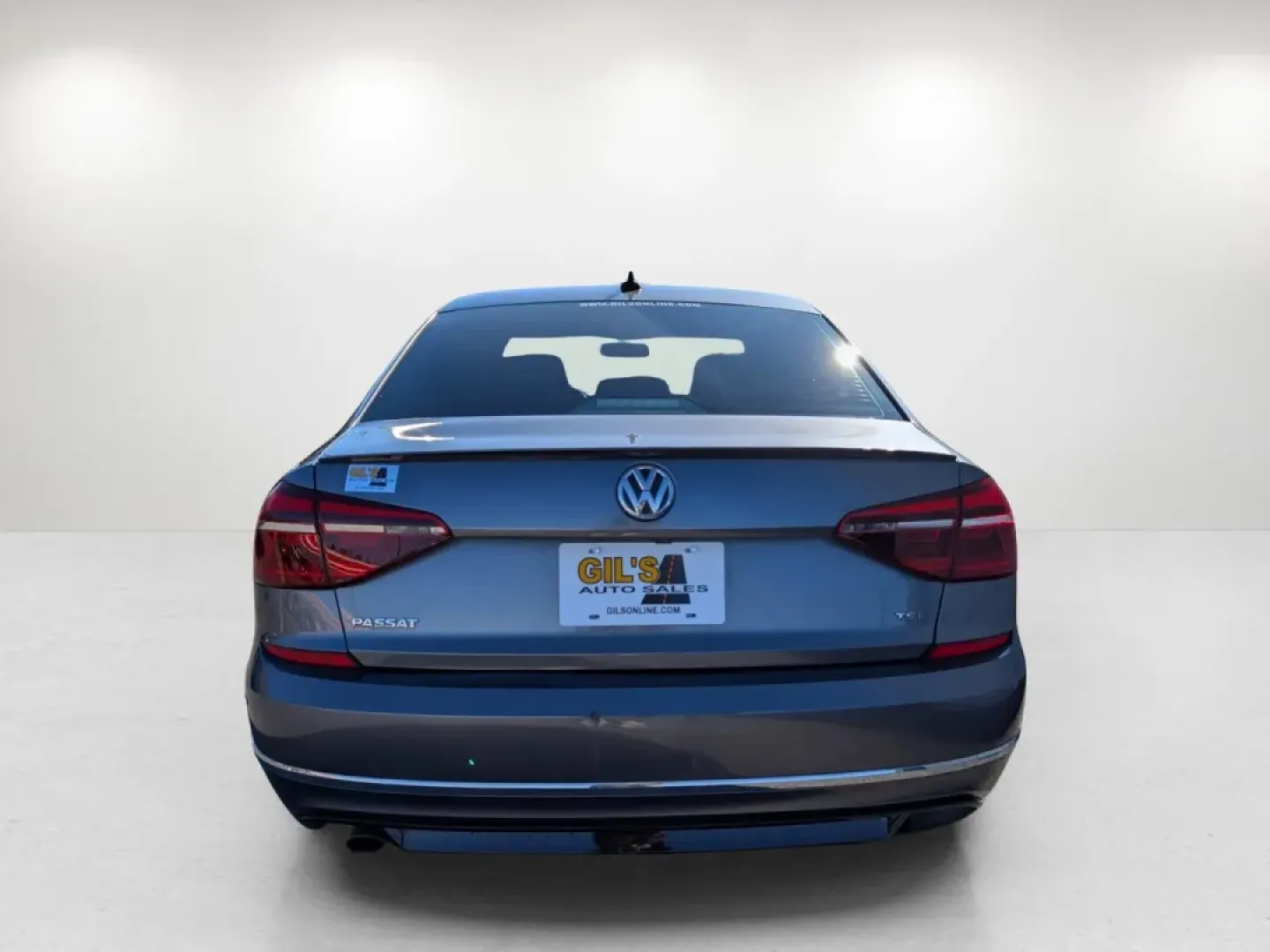 2018 Volkswagen Passat 2.0T S (1VWAA7A3XJC) with an Other engine, located at 3959 U.S. 80 W, Phenix City, AL, 36870, (334) 297-4885, 32.469296, -85.135185 - **Explore Your Next Adventure in the 2018 Volkswagen Passat - Perfect for Family Road Trips or Daily Commutes!**<br /> <br /> If you're looking for a vehicle that combines style, comfort, and reliability, the 2018 Volkswagen Passat at Gils Auto in Phenix City, AL, is the perfect choice for you. This - Photo#5