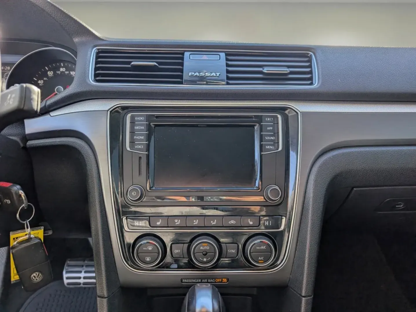 2018 Volkswagen Passat 2.0T S (1VWAA7A3XJC) with an Other engine, located at 3959 U.S. 80 W, Phenix City, AL, 36870, (334) 297-4885, 32.469296, -85.135185 - **Explore Your Next Adventure in the 2018 Volkswagen Passat - Perfect for Family Road Trips or Daily Commutes!**<br /> <br /> If you're looking for a vehicle that combines style, comfort, and reliability, the 2018 Volkswagen Passat at Gils Auto in Phenix City, AL, is the perfect choice for you. This - Photo#14