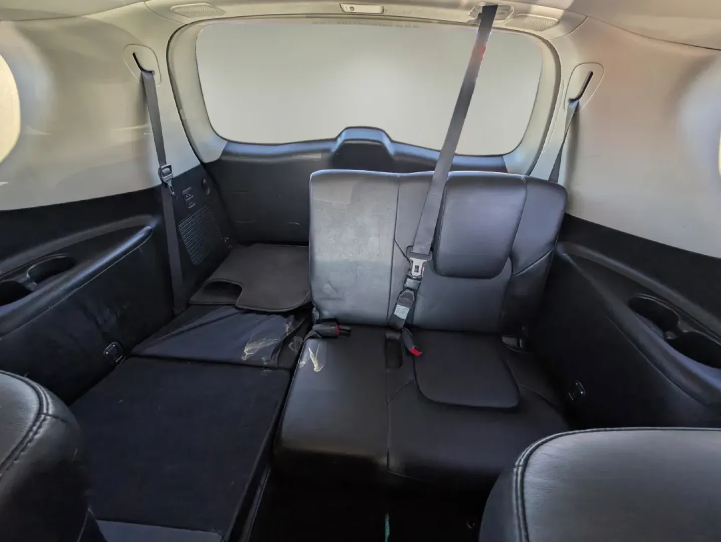 2013 /Graphite Infiniti QX56 (JN8AZ2NFXD9) with an Other engine, located at 3959 U.S. 80 W, Phenix City, AL, 36870, (334) 297-4885, 32.469296, -85.135185 - ### Discover the 2013 Infiniti QX56: Your Family's Ticket to Adventure!<br /> <br /> Ready to elevate your family's road trips and enhance your daily commutes? Look no further than this stunning 2013 Infiniti QX56, available now at Gils Auto in Phenix City, AL. With spacious seating for up to seven, - Photo#11