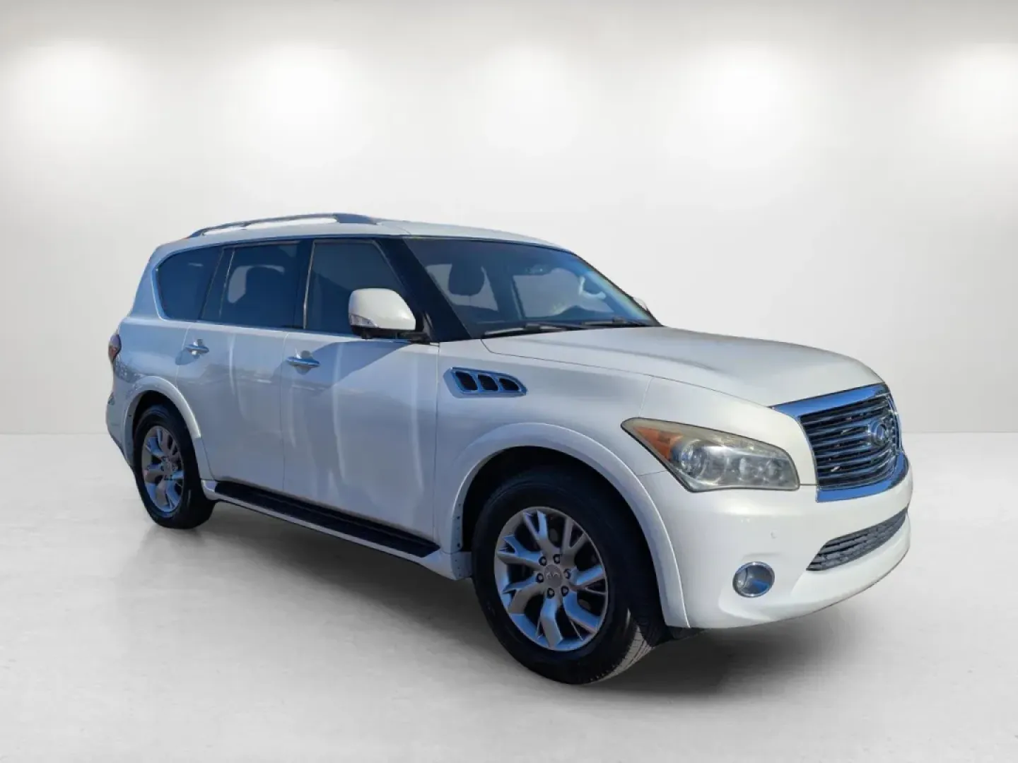 2013 /Graphite Infiniti QX56 (JN8AZ2NFXD9) with an Other engine, located at 3959 U.S. 80 W, Phenix City, AL, 36870, (334) 297-4885, 32.469296, -85.135185 - ### Discover the 2013 Infiniti QX56: Your Family's Ticket to Adventure!<br /> <br /> Ready to elevate your family's road trips and enhance your daily commutes? Look no further than this stunning 2013 Infiniti QX56, available now at Gils Auto in Phenix City, AL. With spacious seating for up to seven, - Photo#2