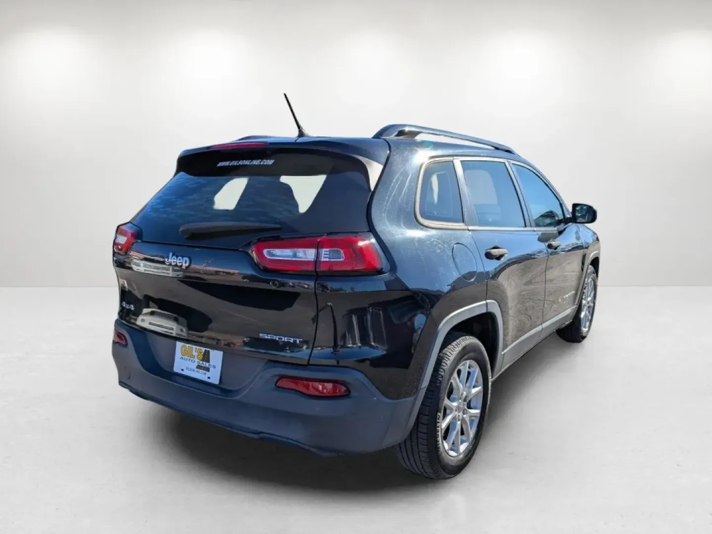 2015 /Lt Frost Beige/Black Jeep Cherokee Sport (1C4PJMAB3FW) with an Other engine, located at 3959 U.S. 80 W, Phenix City, AL, 36870, (334) 297-4885, 32.469296, -85.135185 - **Unleash Your Adventurous Spirit with the 2015 Jeep Cherokee Sport at Gils Auto!**<br /> <br /> Are you ready to take your driving experience to the next level? If you're an adventure seeker or need a reliable vehicle for your daily commute, the 2015 Jeep Cherokee Sport is the perfect match for you - Photo#4