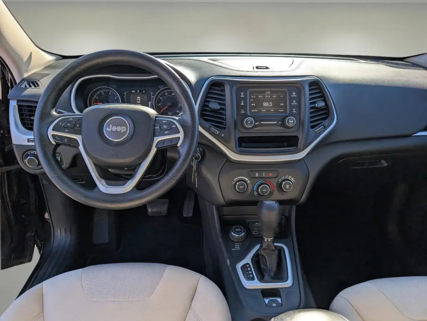 2015 /Lt Frost Beige/Black Jeep Cherokee Sport (1C4PJMAB3FW) with an Other engine, located at 3959 U.S. 80 W, Phenix City, AL, 36870, (334) 297-4885, 32.469296, -85.135185 - **Unleash Your Adventurous Spirit with the 2015 Jeep Cherokee Sport at Gils Auto!**<br /> <br /> Are you ready to take your driving experience to the next level? If you're an adventure seeker or need a reliable vehicle for your daily commute, the 2015 Jeep Cherokee Sport is the perfect match for you - Photo#11