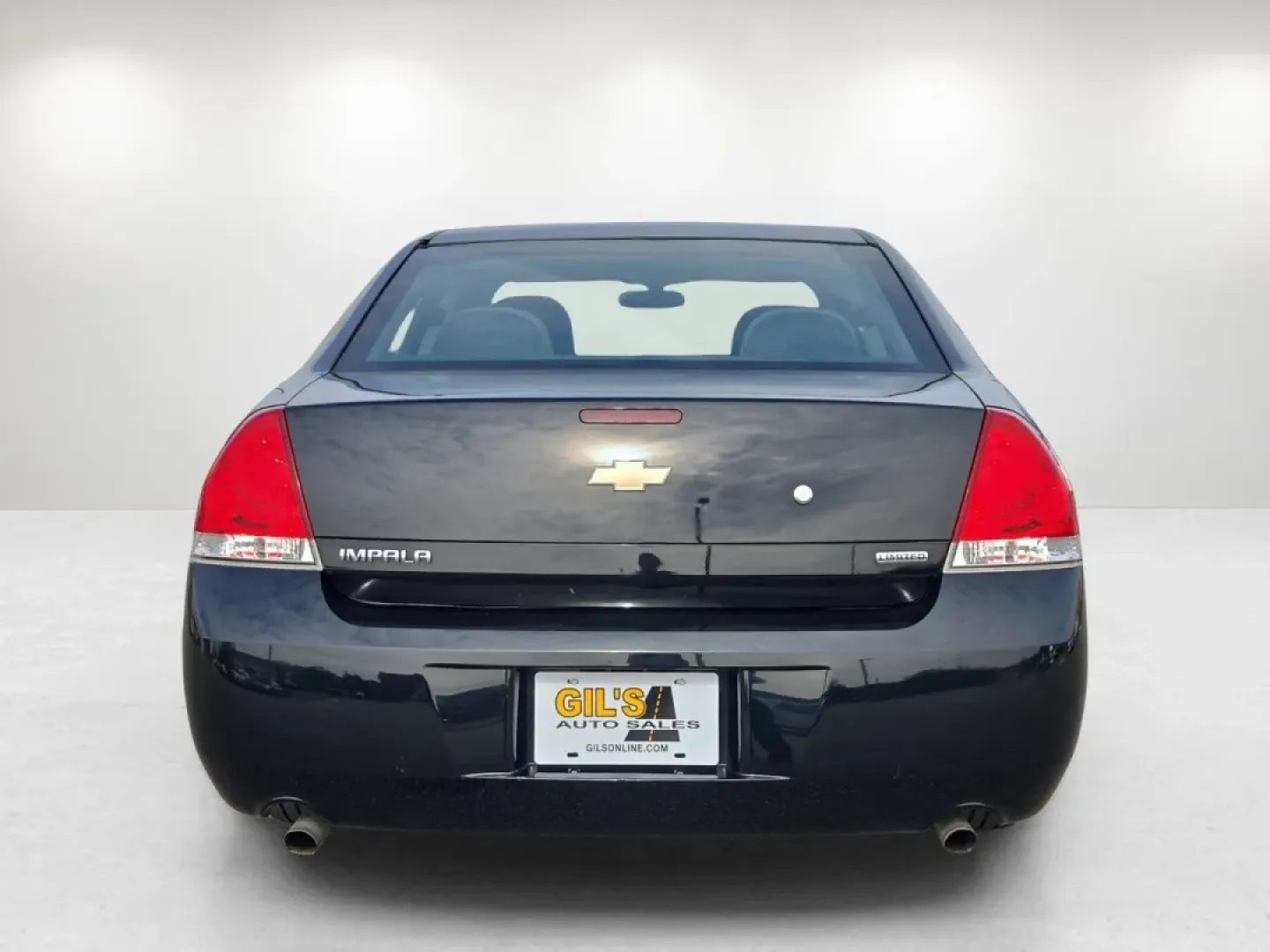2016 /Ebony Chevrolet Impala Limited Police Police (2G1WD5E36G1) with an Other engine, located at 5115 14th Ave., Columbus, GA, 31904, (706) 323-0345, 32.511494, -84.971046 - **Drive with Confidence and Style in a 2016 Chevrolet Impala Limited Police Perfect for Your Daily Commute!**<br /> <br /> Are you in search of a reliable, stylish sedan that can handle your daily drive and weekend adventures? Look no further than the 2016 Chevrolet Impala Limited Police at Gils Au - Photo#6
