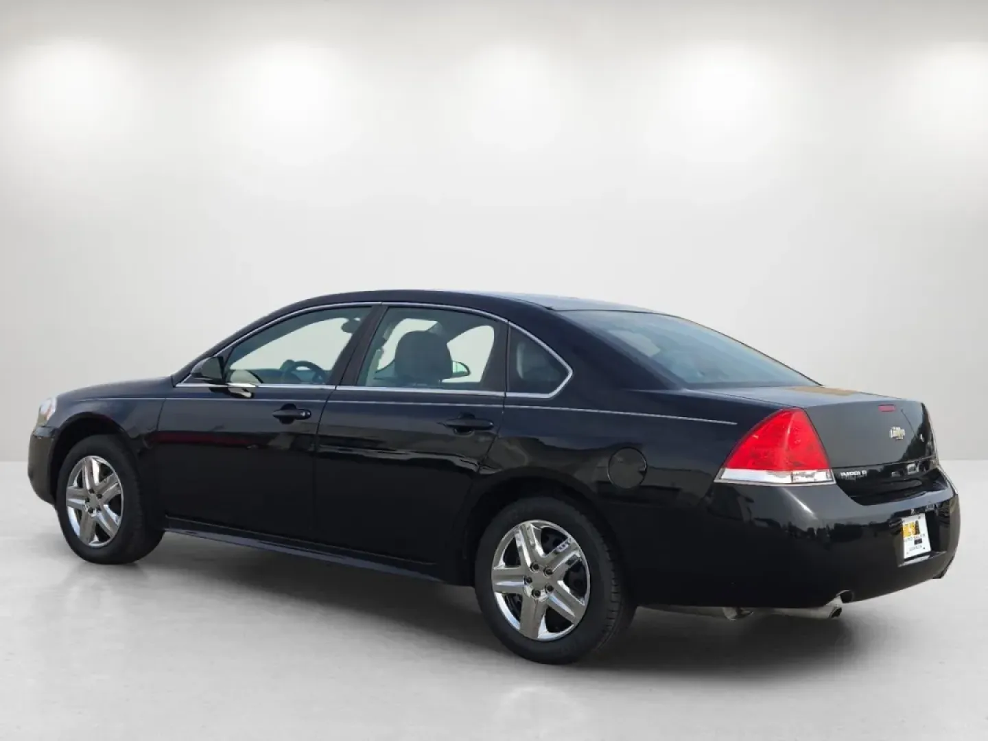 2016 /Ebony Chevrolet Impala Limited Police Police (2G1WD5E36G1) with an Other engine, located at 5115 14th Ave., Columbus, GA, 31904, (706) 323-0345, 32.511494, -84.971046 - **Drive with Confidence and Style in a 2016 Chevrolet Impala Limited Police Perfect for Your Daily Commute!**<br /> <br /> Are you in search of a reliable, stylish sedan that can handle your daily drive and weekend adventures? Look no further than the 2016 Chevrolet Impala Limited Police at Gils Au - Photo#7