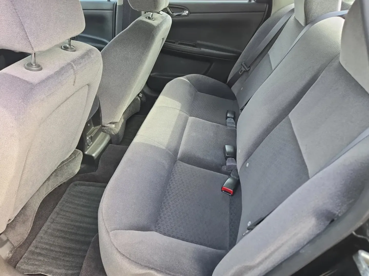 2016 /Ebony Chevrolet Impala Limited Police Police (2G1WD5E36G1) with an Other engine, located at 5115 14th Ave., Columbus, GA, 31904, (706) 323-0345, 32.511494, -84.971046 - **Drive with Confidence and Style in a 2016 Chevrolet Impala Limited Police Perfect for Your Daily Commute!**<br /> <br /> Are you in search of a reliable, stylish sedan that can handle your daily drive and weekend adventures? Look no further than the 2016 Chevrolet Impala Limited Police at Gils Au - Photo#12