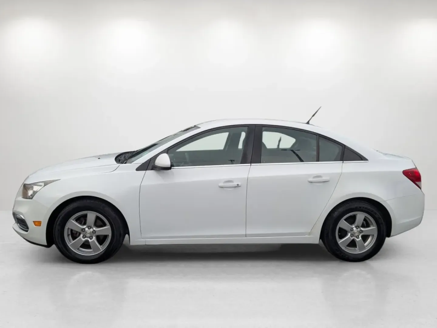 2015 /Brownstone Chevrolet Cruze LT (1G1PC5SB1F7) with an Other engine, located at 7000 Northlake Connector, Columbus, GA, 31904, (706) 987-8085, 32.524975, -84.978134 - **Discover Your Ideal Commuter Companion: 2015 Chevrolet Cruze LT at Gils Auto!**<br /> <br /> Are you searching for a reliable and stylish vehicle that perfectly fits your busy lifestyle? Look no further than the 2015 Chevrolet Cruze LT, available now at Gils Auto in Phenix City, AL. This sedan is - Photo#7
