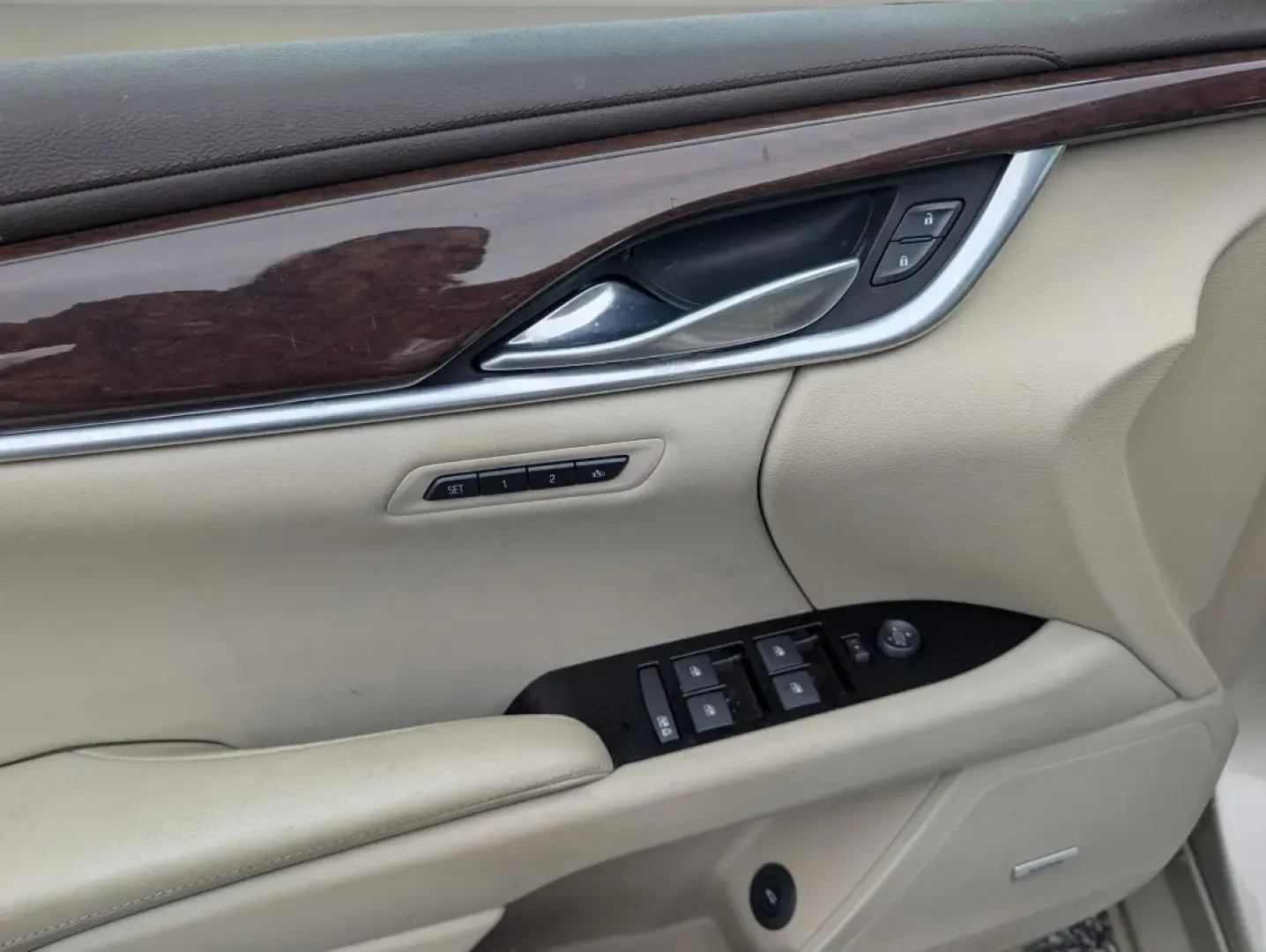 2013 /Shale/Cocoa Cadillac XTS Luxury (2G61P5S35D9) with an Other engine, located at 5115 14th Ave., Columbus, GA, 31904, (706) 323-0345, 32.511494, -84.971046 - **Experience Luxury and Comfort with the 2013 Cadillac XTS at Gils Auto - Phenix City!**<br /> <br /> Imagine cruising through Phenix City, AL, in a luxurious sedan that not only turns heads but also provides unmatched comfort and advanced safety features. This 2013 Cadillac XTS Luxury trim is the p - Photo#8