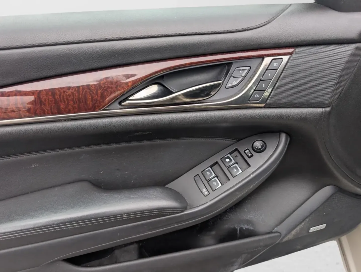 2015 Cadillac CTS Sedan AWD (1G6AW5SX6F0) with an Other engine, located at 7000 Northlake Connector, Columbus, GA, 31904, (706) 987-8085, 32.524975, -84.978134 - Experience the perfect blend of luxury and performance with the 2015 Cadillac CTS Sedan, available now at Gils Auto in Phenix City, AL. Whether you're commuting to work, running errands, or planning a weekend getaway, this vehicle is designed to elevate your driving experience. With its sleek tan ex - Photo#8