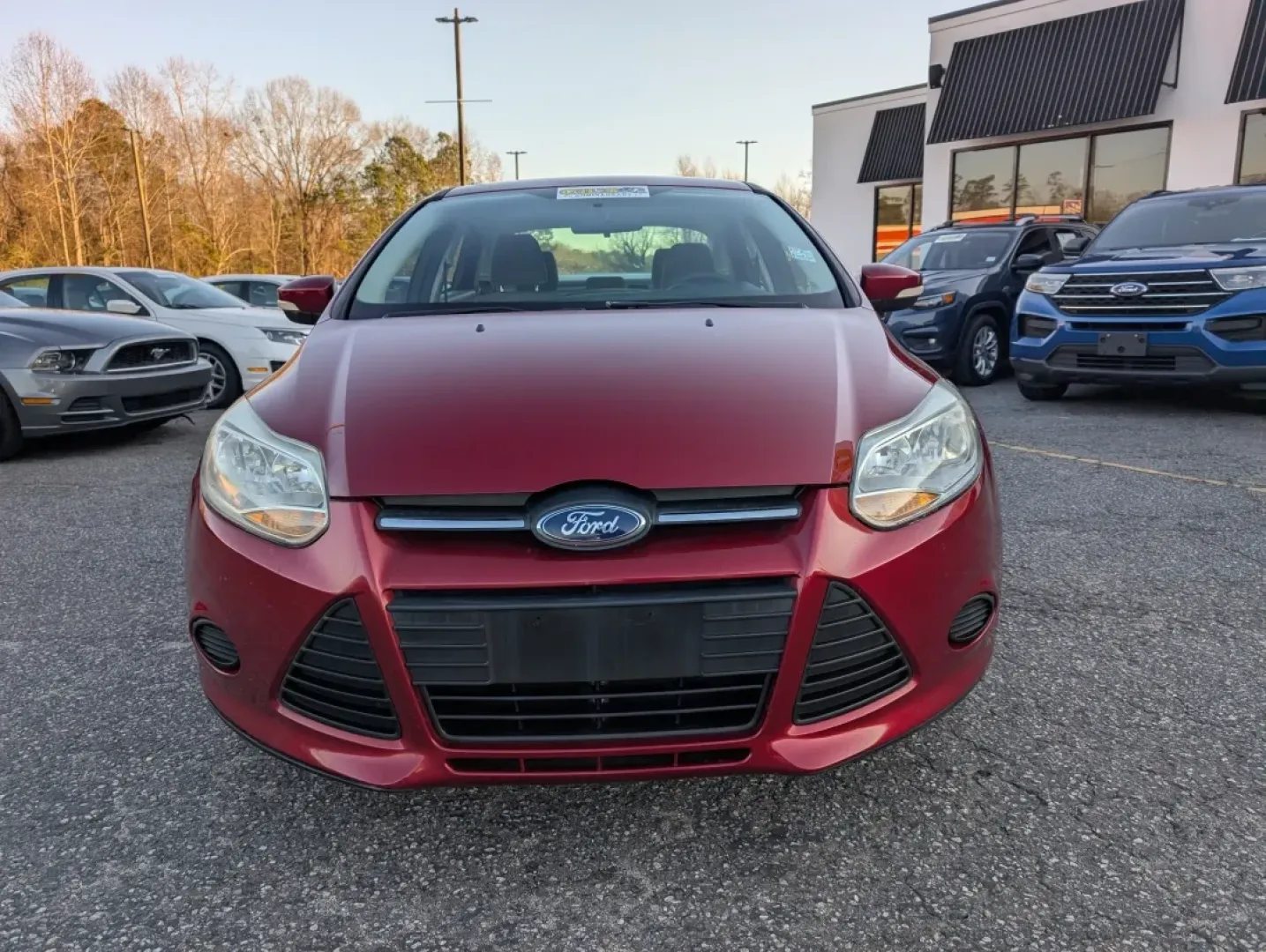 2014 Ford Focus SE (1FADP3F29EL) with an Other engine, located at 3959 U.S. 80 W, Phenix City, AL, 36870, (334) 297-4885, 32.469296, -85.135185 - **Discover Your Next Adventure with the 2014 Ford Focus SE at Gils Auto - Phenix City!**<br /> <br /> Are you in search of a reliable and stylish sedan that fits seamlessly into both your daily routine and weekend adventures? Look no further! The 2014 Ford Focus SE, available now at Gils Auto in Phe - Photo#1
