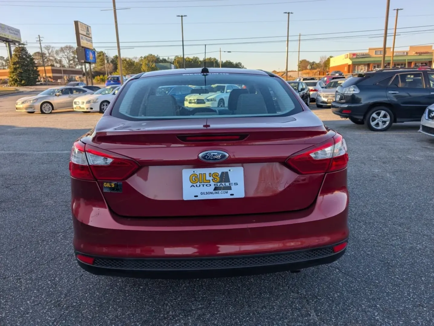 2014 Ford Focus SE (1FADP3F29EL) with an Other engine, located at 3959 U.S. 80 W, Phenix City, AL, 36870, (334) 297-4885, 32.469296, -85.135185 - **Discover Your Next Adventure with the 2014 Ford Focus SE at Gils Auto - Phenix City!**<br /> <br /> Are you in search of a reliable and stylish sedan that fits seamlessly into both your daily routine and weekend adventures? Look no further! The 2014 Ford Focus SE, available now at Gils Auto in Phe - Photo#5