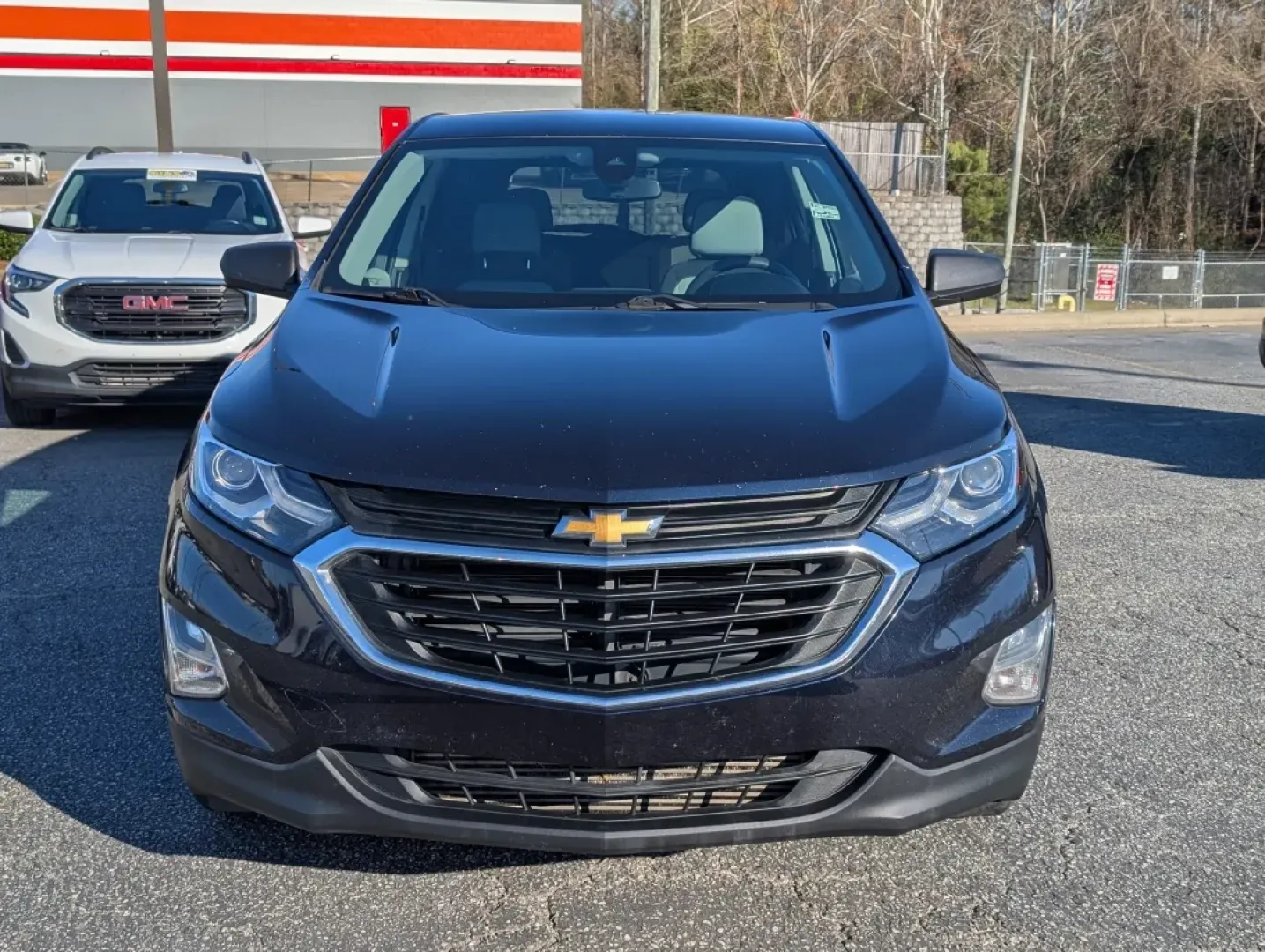 2021 /Medium Ash Gray Chevrolet Equinox LS (3GNAXHEV4MS) with an Other engine, located at 7000 Northlake Connector, Columbus, GA, 31904, (706) 987-8085, 32.524975, -84.978134 - **Explore New Adventures with the 2021 Chevrolet Equinox LS at Gils Auto Your Reliable Buy Here Pay Here Dealer in Phenix City, AL!**<br /> <br /> Are you a budget-conscious buyer searching for a versatile SUV that effortlessly fits into your active lifestyle? Look no further than the 2021 Chevrole - Photo#1