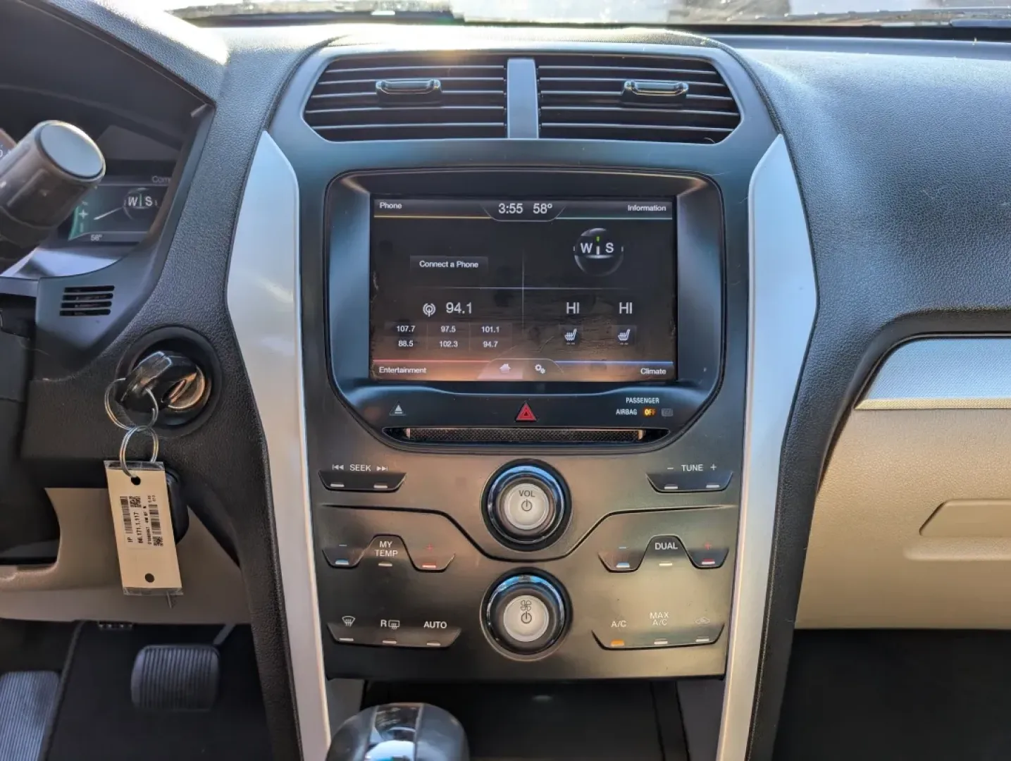 2013 Ford Explorer XLT (1FM5K8D88DG) with an Other engine, located at 3959 U.S. 80 W, Phenix City, AL, 36870, (334) 297-4885, 32.469296, -85.135185 - **Experience Adventure with the 2013 Ford Explorer XLT at Gils Auto - Phenix City!**<br /> <br /> Are you ready to elevate your lifestyle with a vehicle that combines space, comfort, and adventure? The 2013 Ford Explorer XLT is perfect for growing families or anyone who loves hitting the open road f - Photo#15