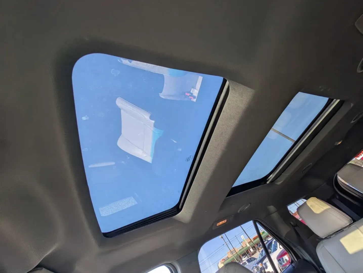 2013 Ford Explorer XLT (1FM5K8D88DG) with an Other engine, located at 3959 U.S. 80 W, Phenix City, AL, 36870, (334) 297-4885, 32.469296, -85.135185 - **Experience Adventure with the 2013 Ford Explorer XLT at Gils Auto - Phenix City!**<br /> <br /> Are you ready to elevate your lifestyle with a vehicle that combines space, comfort, and adventure? The 2013 Ford Explorer XLT is perfect for growing families or anyone who loves hitting the open road f - Photo#17