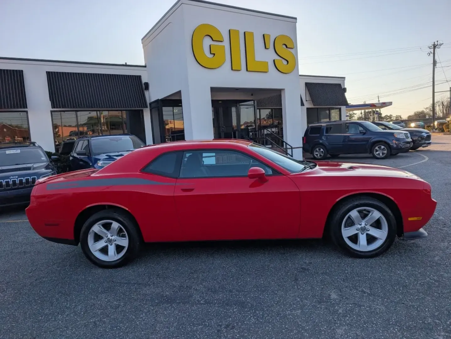 2014 /Dark Slate Gray Dodge Challenger SXT (2C3CDYAGXEH) with an Other engine, located at 3959 U.S. 80 W, Phenix City, AL, 36870, (334) 297-4885, 32.469296, -85.135185 - Looking for a sporty ride that complements your active lifestyle? The 2014 Dodge Challenger SXT is the perfect blend of performance and practicality, making it an ideal choice for those who crave excitement without sacrificing everyday usability. Whether you're commuting to work, heading out for a w - Photo#3
