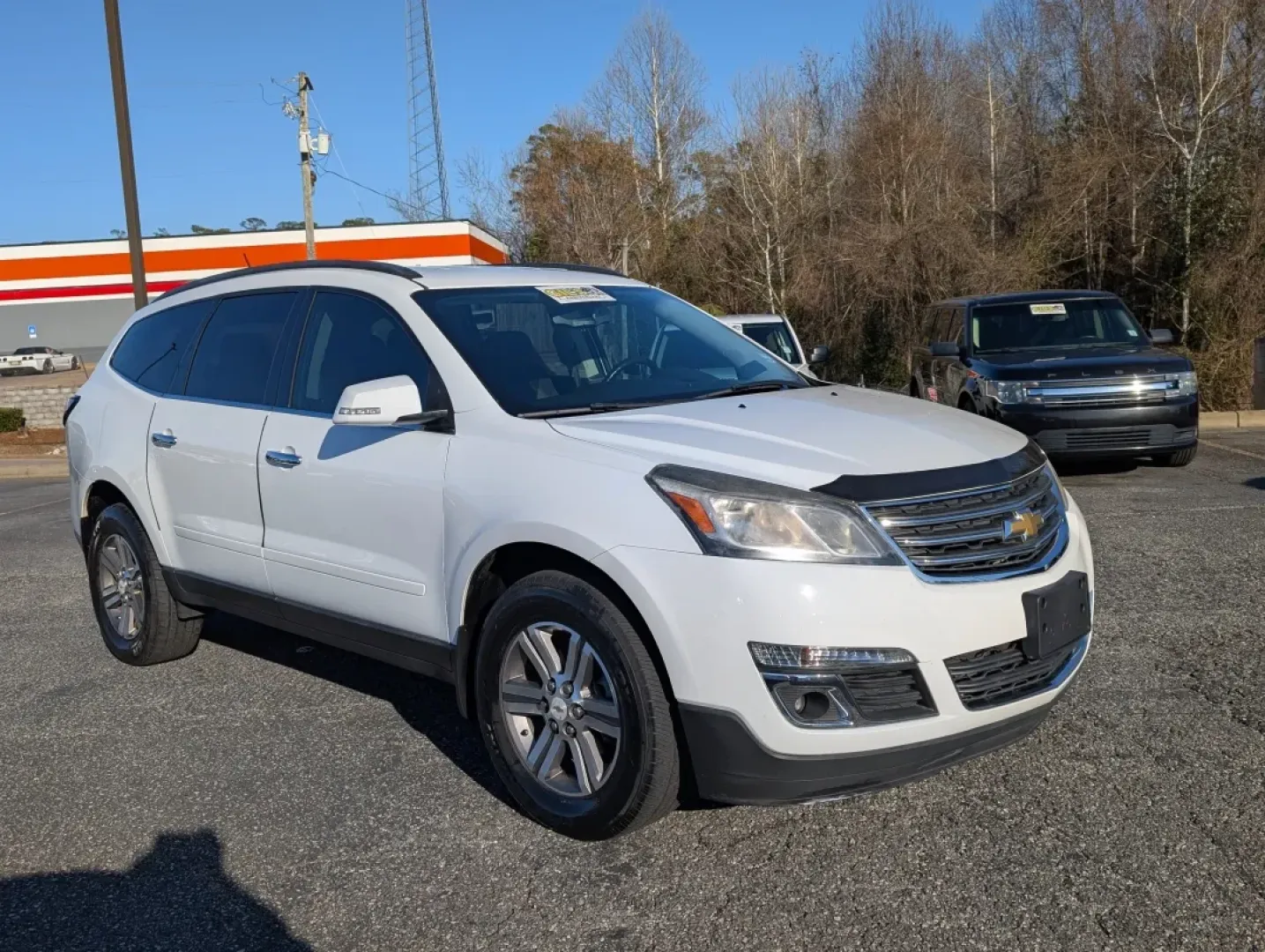 2016 /Ebony Chevrolet Traverse LT (1GNKRGKD6GJ) with an Other engine, located at 3959 U.S. 80 W, Phenix City, AL, 36870, (334) 297-4885, 32.469296, -85.135185 - 2016 Chevrolet Traverse LT - Photo#2