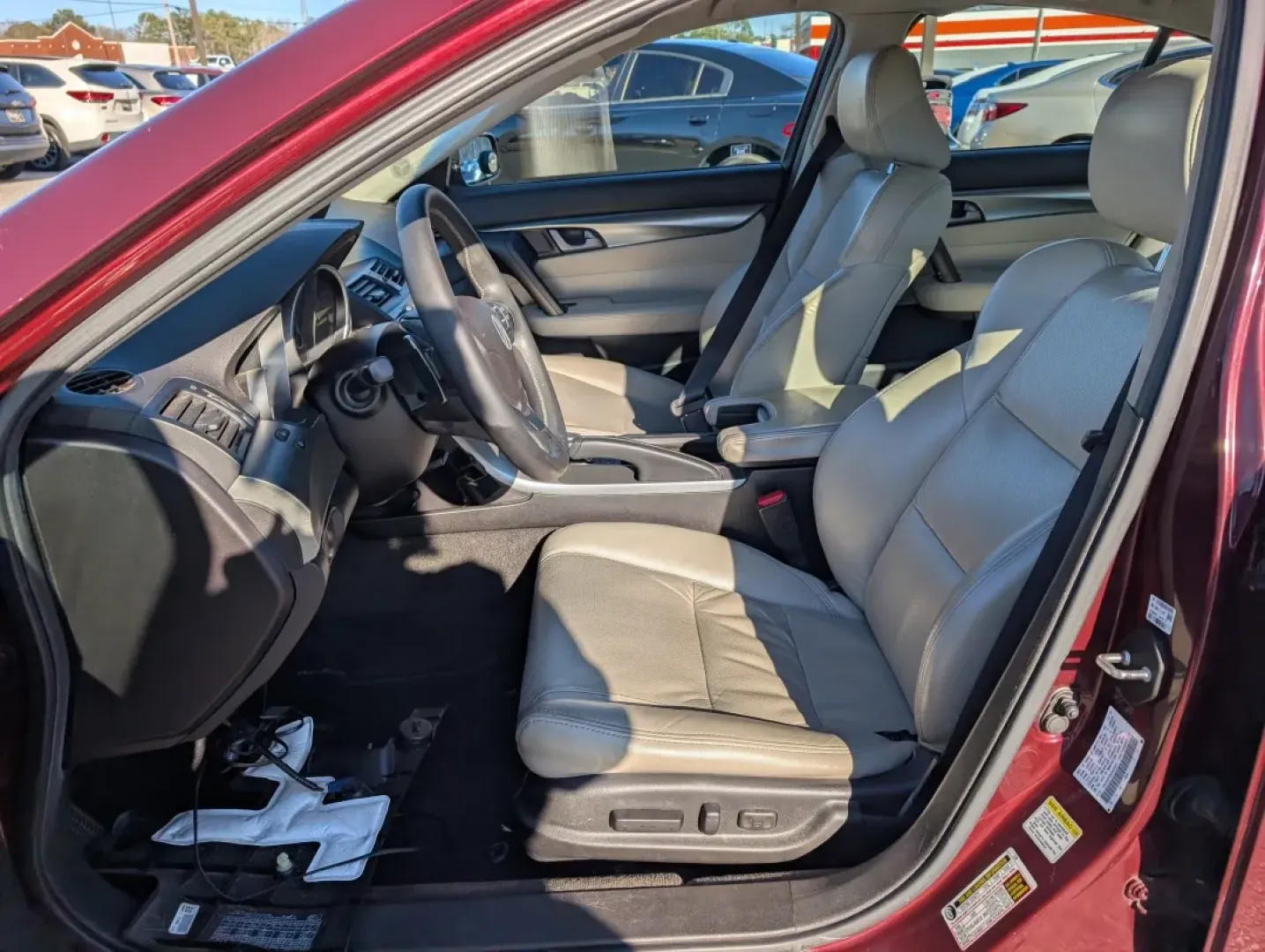 2010 Acura TL Tech Auto (19UUA9F53AA) with an Other engine, located at 3959 U.S. 80 W, Phenix City, AL, 36870, (334) 297-4885, 32.469296, -85.135185 - If you're on the lookout for a reliable, stylish sedan that perfectly balances comfort and performance, the 2010 Acura TL Tech Auto is an ideal choice for your daily commute or weekend adventures. This luxurious all-wheel-drive vehicle is designed for both the budget-conscious buyer and those seekin - Photo#9