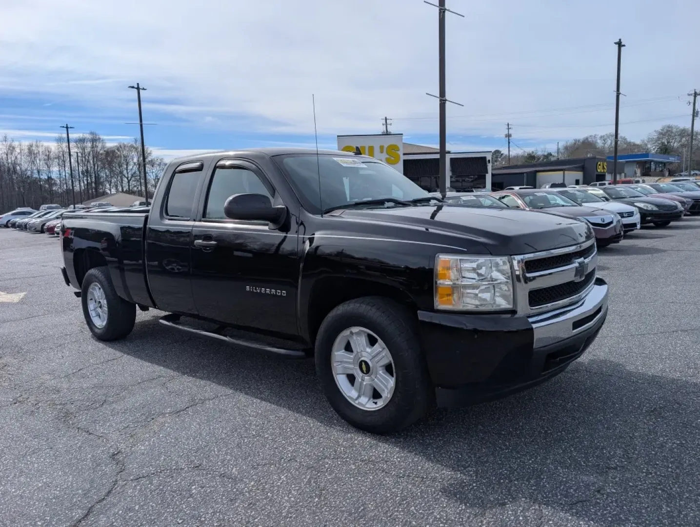 2010 /Ebony Chevrolet Silverado 1500 LT (1GCSKSE38AZ) with an Other engine, located at 3959 U.S. 80 W, Phenix City, AL, 36870, (334) 297-4885, 32.469296, -85.135185 - Looking for the perfect blend of ruggedness and comfort for your weekend adventures or daily commutes? Look no further! Introducing the 2010 Chevrolet Silverado 1500 LT, a versatile extended cab pickup that perfectly caters to both work and play. Whether you're a growing family in need of space or a - Photo#2