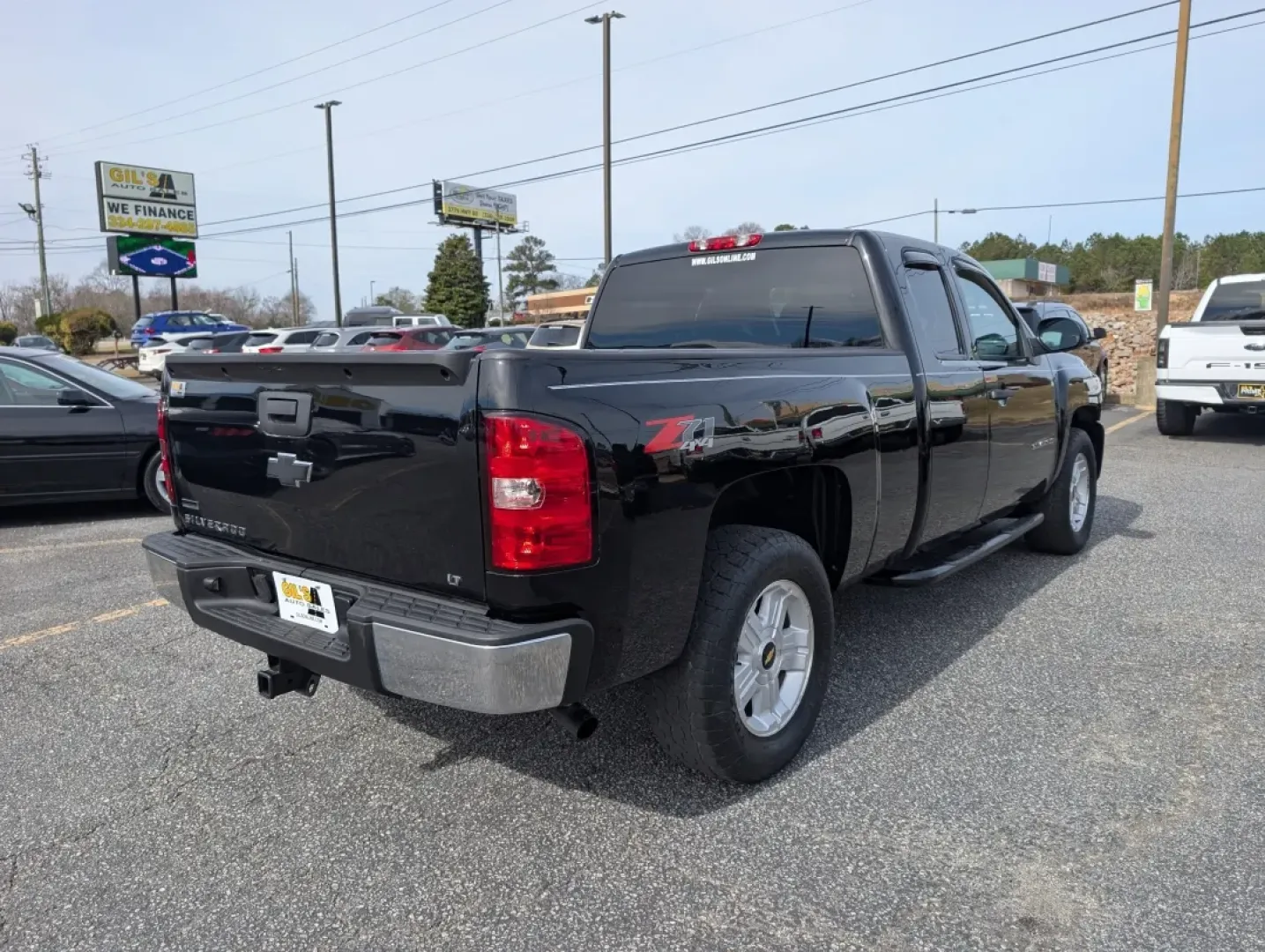 2010 /Ebony Chevrolet Silverado 1500 LT (1GCSKSE38AZ) with an Other engine, located at 3959 U.S. 80 W, Phenix City, AL, 36870, (334) 297-4885, 32.469296, -85.135185 - Looking for the perfect blend of ruggedness and comfort for your weekend adventures or daily commutes? Look no further! Introducing the 2010 Chevrolet Silverado 1500 LT, a versatile extended cab pickup that perfectly caters to both work and play. Whether you're a growing family in need of space or a - Photo#4