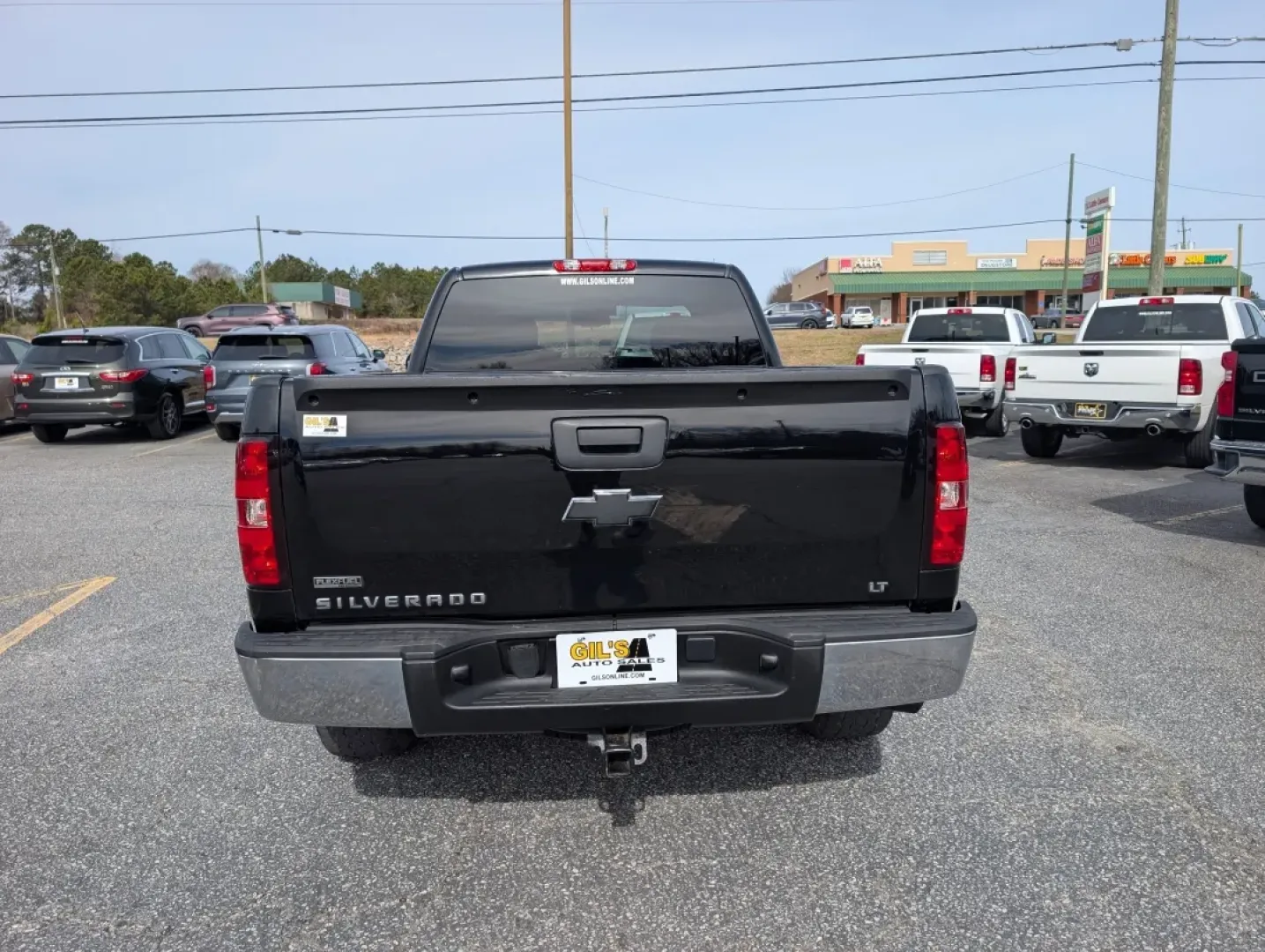 2010 /Ebony Chevrolet Silverado 1500 LT (1GCSKSE38AZ) with an Other engine, located at 3959 U.S. 80 W, Phenix City, AL, 36870, (334) 297-4885, 32.469296, -85.135185 - Looking for the perfect blend of ruggedness and comfort for your weekend adventures or daily commutes? Look no further! Introducing the 2010 Chevrolet Silverado 1500 LT, a versatile extended cab pickup that perfectly caters to both work and play. Whether you're a growing family in need of space or a - Photo#5