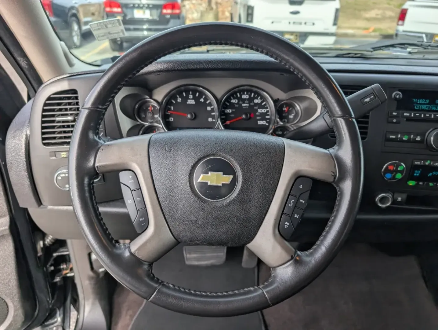 2010 /Ebony Chevrolet Silverado 1500 LT (1GCSKSE38AZ) with an Other engine, located at 3959 U.S. 80 W, Phenix City, AL, 36870, (334) 297-4885, 32.469296, -85.135185 - Looking for the perfect blend of ruggedness and comfort for your weekend adventures or daily commutes? Look no further! Introducing the 2010 Chevrolet Silverado 1500 LT, a versatile extended cab pickup that perfectly caters to both work and play. Whether you're a growing family in need of space or a - Photo#16