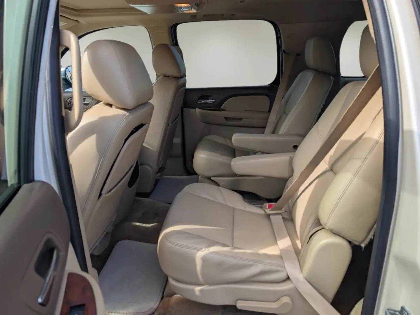 2011 /Light Cashmere/Dark Cashmere Chevrolet Suburban LTZ (1GNSCKE08BR) with an Other engine, located at 5115 14th Ave., Columbus, GA, 31904, (706) 323-0345, 32.511494, -84.971046 - Load up the whole crew, point the hood toward a weekend at Lakewood Park or a ball tournament across the river in Columbus, and enjoy the kind of full-size comfort that makes long drives feel easy-this 2011 Chevrolet Suburban LTZ is built for families, road-trippers, and anyone who needs serious spa - Photo#10