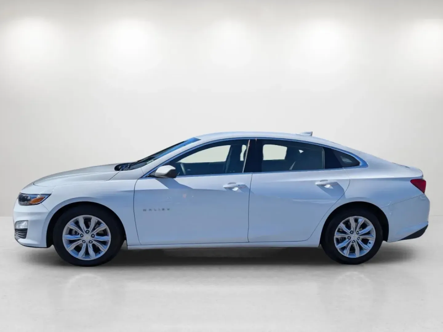 2023 /Jet Black Chevrolet Malibu LT (1G1ZD5ST5PF) with an Other engine, located at 3959 U.S. 80 W, Phenix City, AL, 36870, (334) 297-4885, 32.469296, -85.135185 - Need a dependable commuter that can handle the daily drive across the Chattahoochee into Columbus, make school drop-offs stress-free, and still feel comfortable for weekend getaways? This 2023 Chevrolet Malibu LT in Summit White is a smart, modern sedan built for real life-efficient, easy to drive, - Photo#7