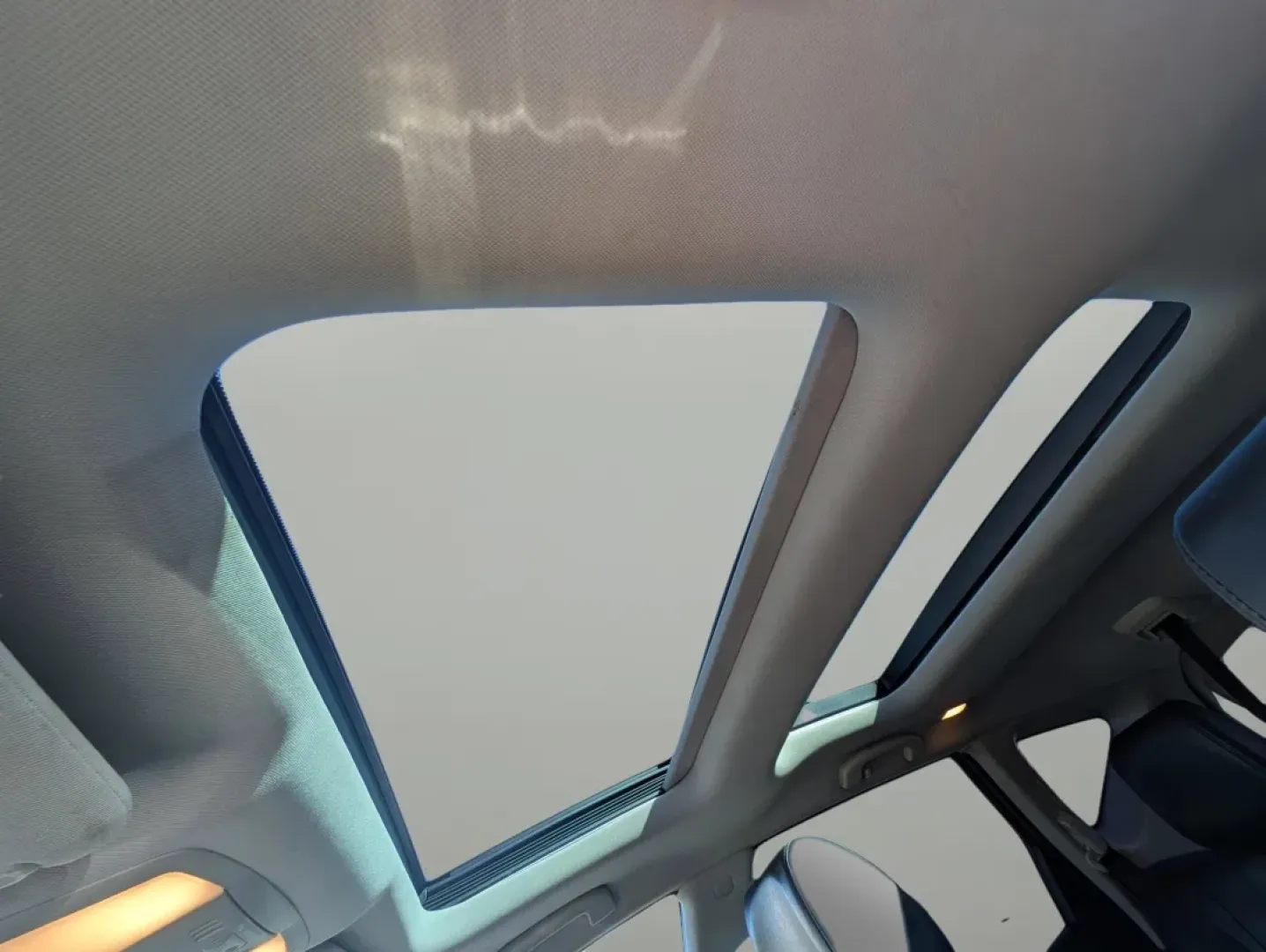 2014 /Black Nissan Murano SL (JN8AZ1MU6EW) with an Other engine, located at 5115 14th Ave., Columbus, GA, 31904, (706) 323-0345, 32.511494, -84.971046 - Discover the perfect blend of elegance and functionality with our 2014 Nissan Murano SL, now available at Gils Auto in Phenix City, AL. This stunning SUV is not just a vehicle; it's a dynamic lifestyle choice for those who crave adventure without sacrificing comfort. Whether you're embarking on fami - Photo#15