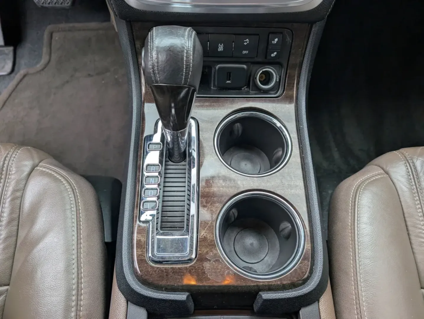 2016 /Dark Cashmere GMC Acadia SLT (1GKKRRKD9GJ) with an Other engine, located at 3959 U.S. 80 W, Phenix City, AL, 36870, (334) 297-4885, 32.469296, -85.135185 - **Discover the Ideal Family SUV: 2016 GMC Acadia SLT at Gils Auto in Opelika, AL!**<br /> <br /> Are you seeking the perfect vehicle for family adventures, weekend getaways, or daily commutes? Look no further! The 2016 GMC Acadia SLT is designed with your lifestyle in mind. With its spacious interio - Photo#13