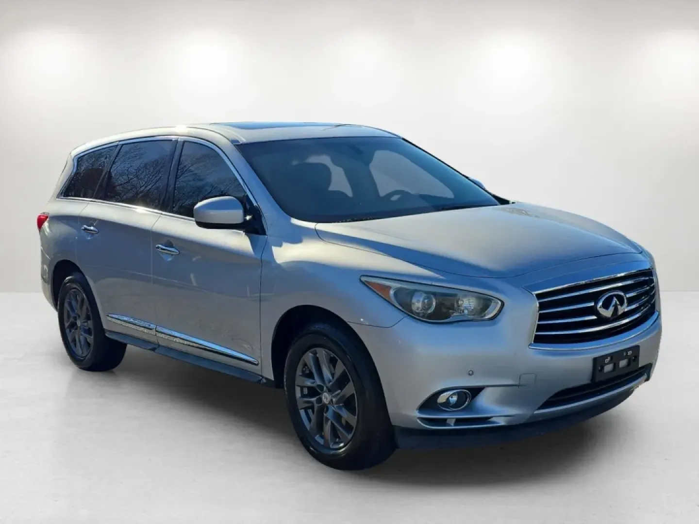 2013 /Graphite Infiniti JX35 (5N1AL0MM4DC) with an Other engine, located at 3959 U.S. 80 W, Phenix City, AL, 36870, (334) 297-4885, 32.469296, -85.135185 - Looking for an SUV that perfectly balances family needs with a touch of luxury? Meet the 2013 Infiniti JX35, available now at Gils Auto in Phenix City, AL. This versatile vehicle is designed for those who crave comfort and style without sacrificing practicality. Whether you're shuttling the kids to - Photo#2