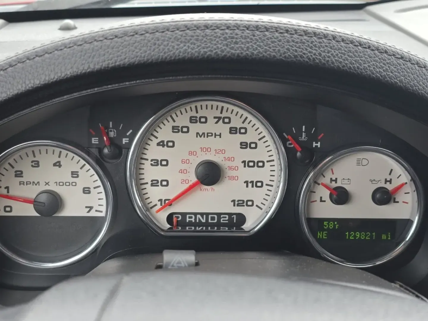 2008 Red Ford F-150 Lariat (1FTPX12V68F) with an Other engine, located at 521 Old Farm Lane Rd, Prattville, AL, 36066, (334) 325-1505, 32.482460, -86.416367 - Are you searching for a rugged and reliable vehicle that seamlessly fits into your busy lifestyle? Look no further! The 2008 Ford F-150 Lariat extended cab pickup is the perfect blend of power, comfort, and versatility, making it ideal for families, weekend adventurers, and daily commuters alike. Wi - Photo#17