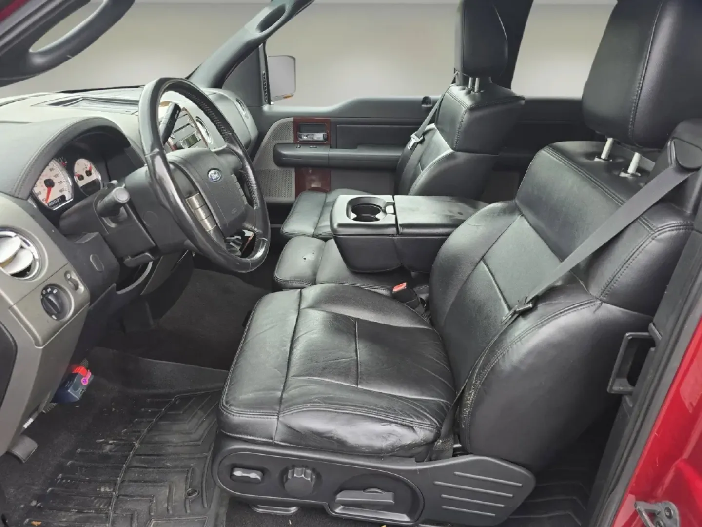 2008 Red Ford F-150 Lariat (1FTPX12V68F) with an Other engine, located at 804 22nd Ave, Phenix City, AL, 36870, (334) 297-1860, 32.484749, -85.024475 - Are you searching for a rugged and reliable vehicle that seamlessly fits into your busy lifestyle? Look no further! The 2008 Ford F-150 Lariat extended cab pickup is the perfect blend of power, comfort, and versatility, making it ideal for families, weekend adventurers, and daily commuters alike. Wi - Photo#11