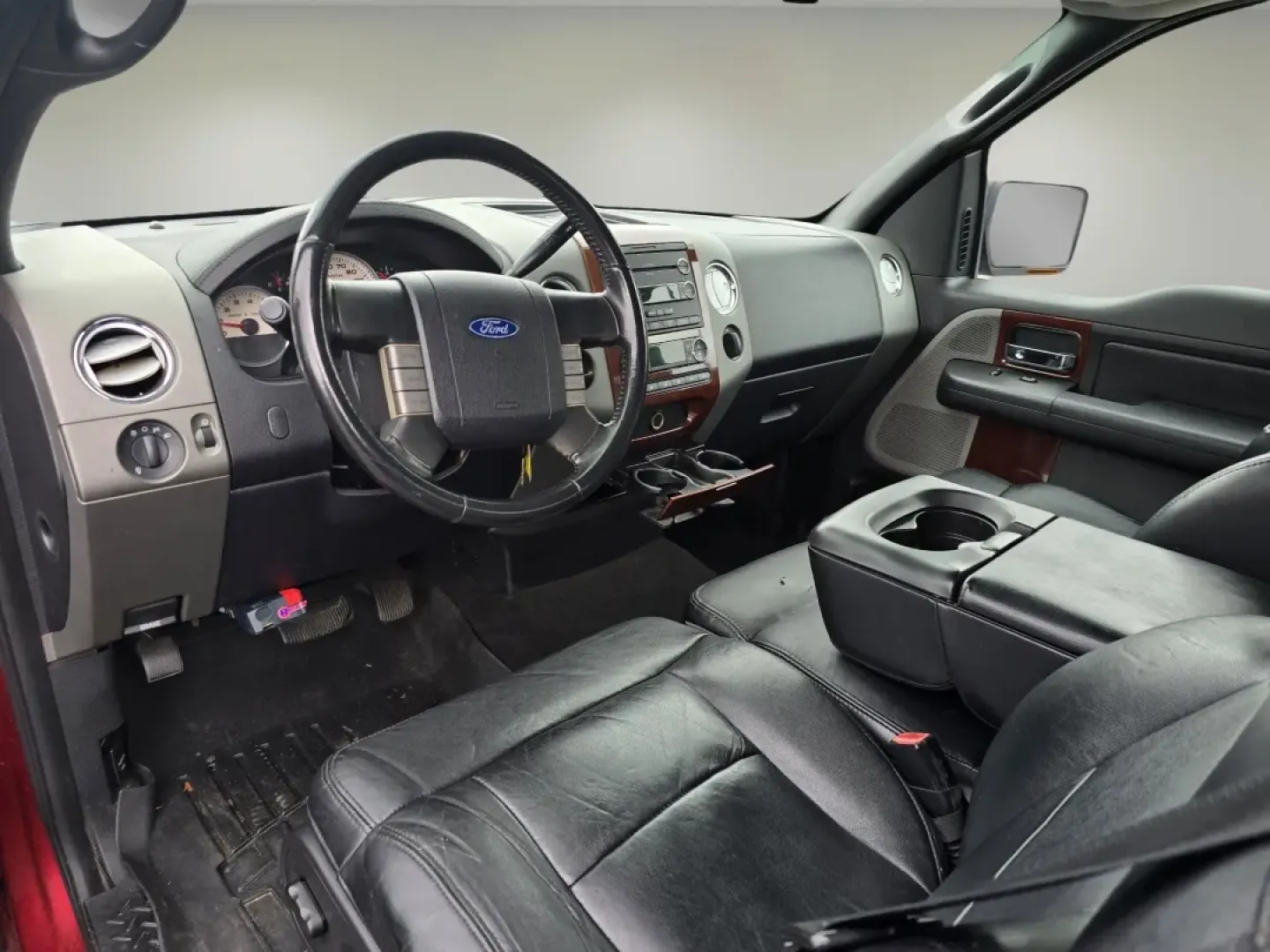 2008 Red Ford F-150 Lariat (1FTPX12V68F) with an Other engine, located at 804 22nd Ave, Phenix City, AL, 36870, (334) 297-1860, 32.484749, -85.024475 - Are you searching for a rugged and reliable vehicle that seamlessly fits into your busy lifestyle? Look no further! The 2008 Ford F-150 Lariat extended cab pickup is the perfect blend of power, comfort, and versatility, making it ideal for families, weekend adventurers, and daily commuters alike. Wi - Photo#14