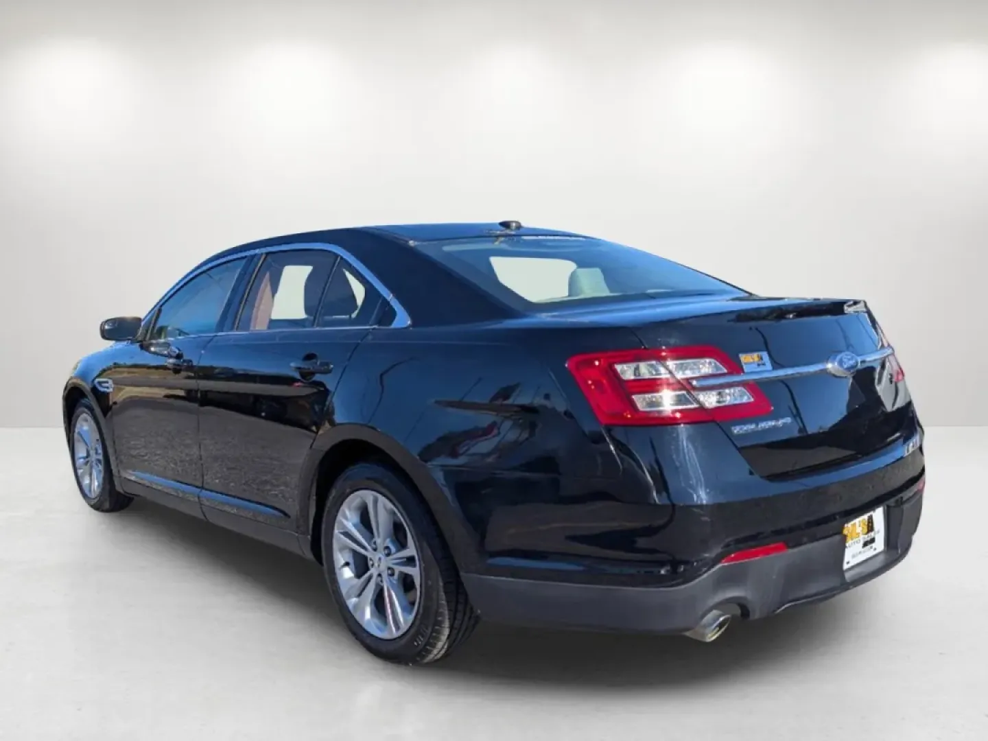 2017 Ford Taurus SE (1FAHP2D81HG) with an Other engine, located at 5115 14th Ave., Columbus, GA, 31904, (706) 323-0345, 32.511494, -84.971046 - **Elevate Your Driving Experience with a 2017 Ford Taurus SE from Gils Auto - Columbus #2!**<br /> <br /> If you're seeking a reliable sedan that perfectly fits your lifestyle, look no further than the 2017 Ford Taurus SE available at Gils Auto - Columbus #2. Whether you're navigating the bustling s - Photo#6