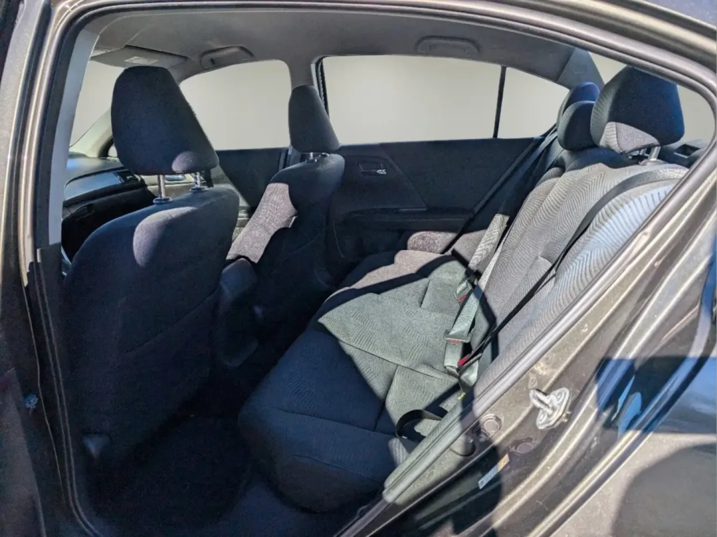 2014 Honda Accord Sedan LX (1HGCR2F30EA) with an Other engine, located at 3959 U.S. 80 W, Phenix City, AL, 36870, (334) 297-4885, 32.469296, -85.135185 - 2014 Honda Accord Sedan LX - Photo#10