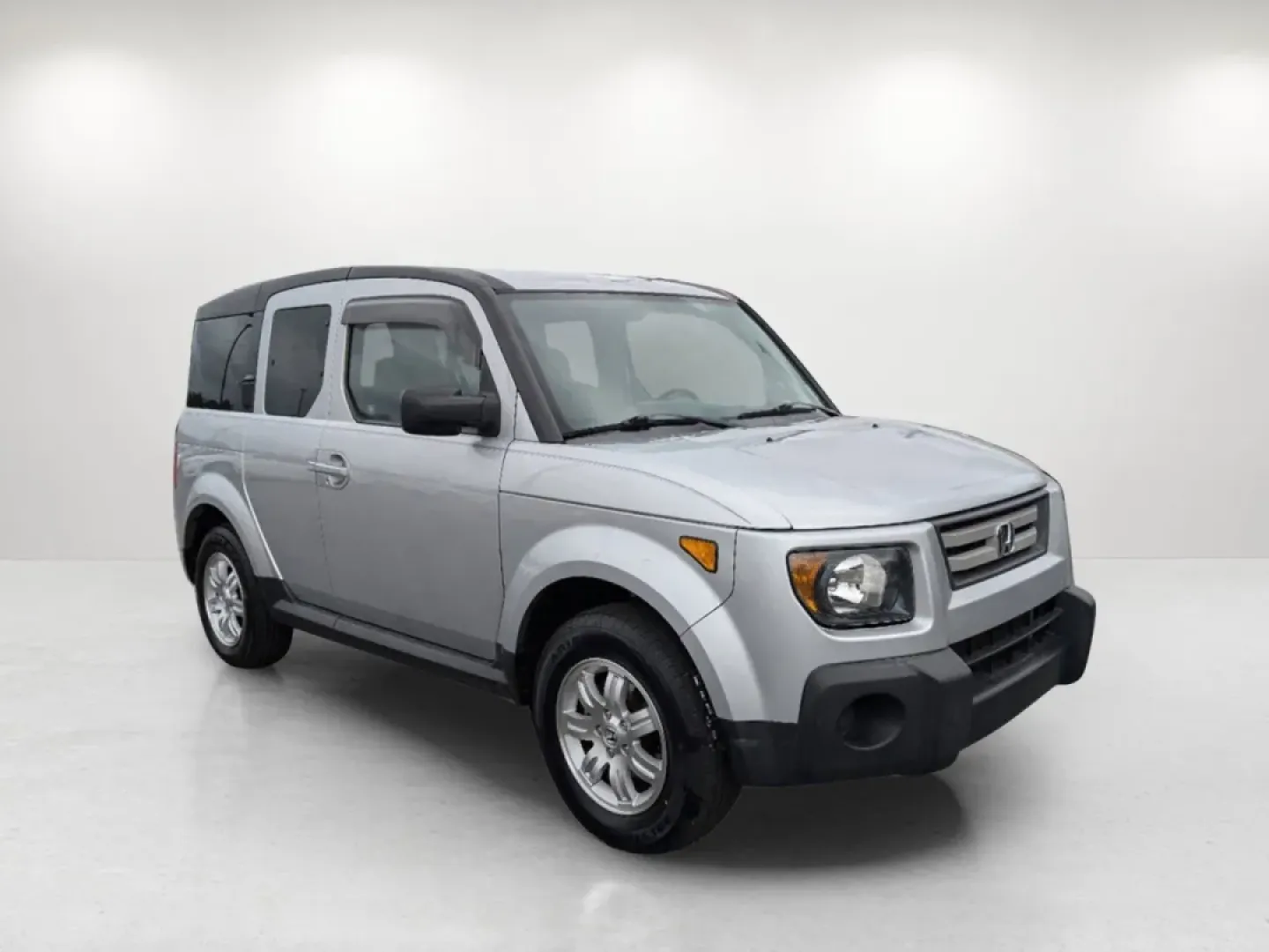 2008 Honda Element EX (5J6YH18788L) with an Other engine, located at 7000 Northlake Connector, Columbus, GA, 31904, (706) 987-8085, 32.524975, -84.978134 - **Adventure Awaits: Drive Home This 2008 Honda Element EX in Opelika, AL!**<br /> <br /> Are you ready to embrace life's adventures with a vehicle that perfectly combines style, versatility, and reliability? Meet the 2008 Honda Element EX, an SUV designed for those who crave the great outdoors or ne - Photo#2