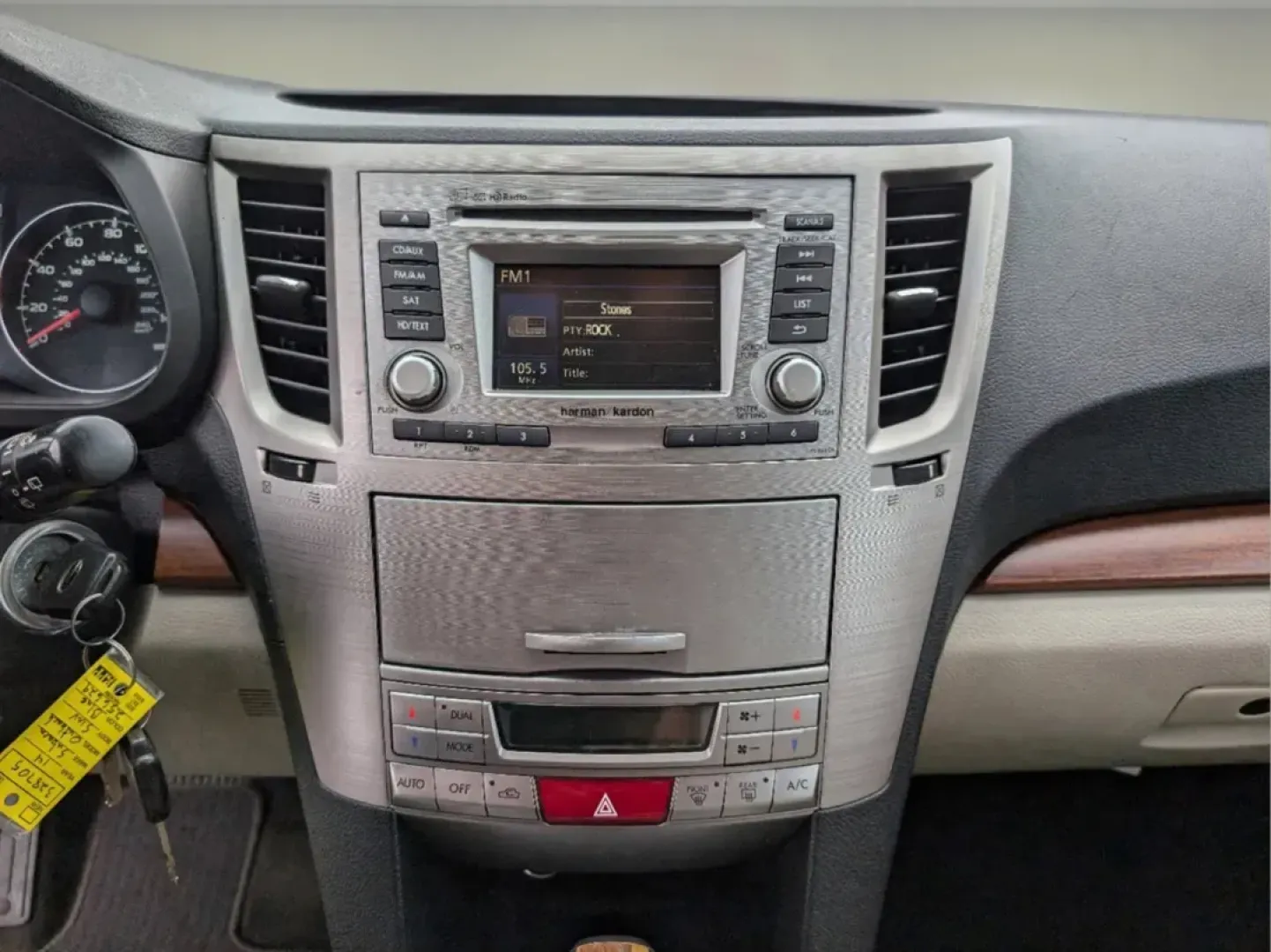 2014 /Warm Ivory Subaru Outback 2.5i Limited (4S4BRCLC0E3) with an Other engine, located at 1430 Gateway Drive, Opelika, AL, 36801, (334) 239-0944, 32.637871, -85.409790 - Discover the perfect companion for your weekend adventures and family outings with this stunning 2014 Subaru Outback 2.5i Limited, now available at Gils Auto in Opelika, AL. Whether you're navigating the scenic routes of Lee County or heading out on a family road trip to nearby Chewacla State Park, - Photo#12