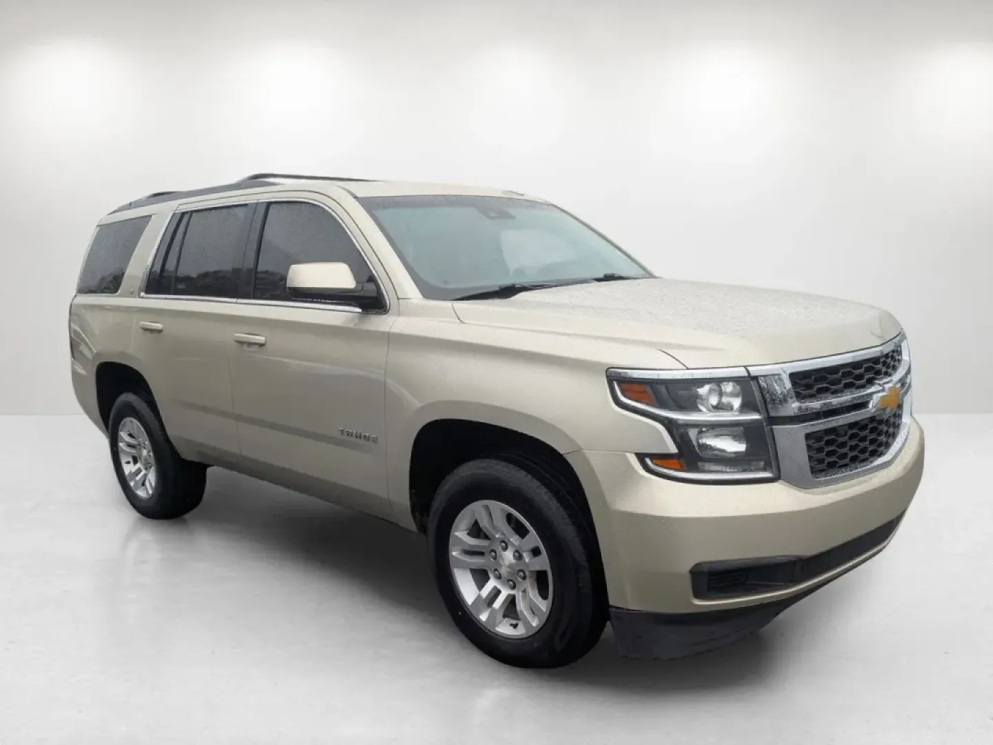 2016 /Cocoa/Dune Chevrolet Tahoe LT (1GNSCBKC4GR) with an Other engine, located at 1430 Gateway Drive, Opelika, AL, 36801, (334) 239-0944, 32.637871, -85.409790 - Unleash the adventure of a lifetime with the 2016 Chevrolet Tahoe LT, the perfect vehicle for families on the go, weekend adventurers, or anyone looking to elevate their daily commute. At Gils Auto, located conveniently at 3959 U.S. 80 W, Phenix City, AL, we specialize in delivering quality vehicles - Photo#1