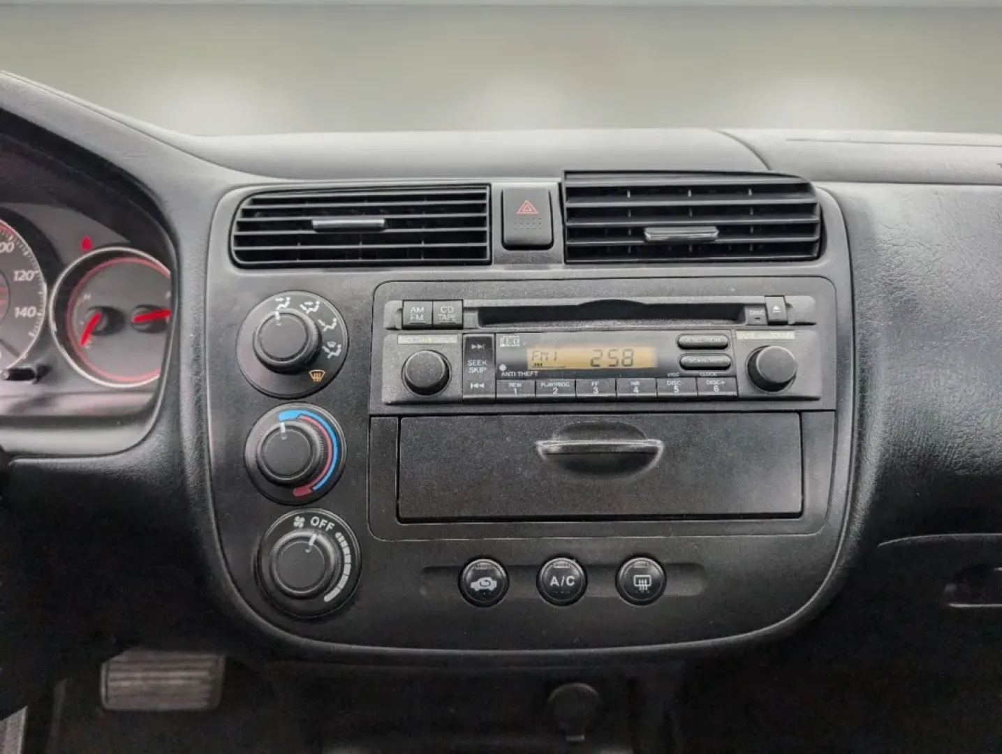 2005 Honda Civic Cpe LX (1HGEM22595L) with an Other engine, located at 3959 U.S. 80 W, Phenix City, AL, 36870, (334) 297-4885, 32.469296, -85.135185 - **Elevate Your Daily Commute with the 2005 Honda Civic Cpe LX!**<br /> <br /> Are you looking for a reliable vehicle that perfectly balances style, efficiency, and affordability? The 2005 Honda Civic Cpe LX is a fantastic choice for budget-conscious buyers and anyone in need of dependable transporta - Photo#14