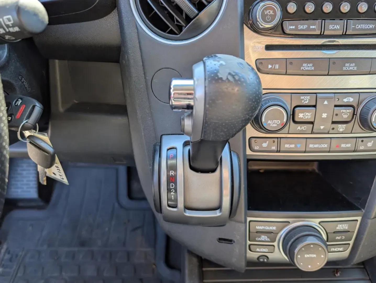 2013 Honda Pilot Touring (5FNYF3H95DB) with an Other engine, located at 5115 14th Ave., Columbus, GA, 31904, (706) 323-0345, 32.511494, -84.971046 - **Discover the 2013 Honda Pilot Touring Your Ultimate Family Adventurer at Gils Auto in Phenix City!**<br /> <br /> Are you ready to elevate your family adventures or elevate your daily commute? The 2013 Honda Pilot Touring is the perfect SUV for those who value space, comfort, and reliability. Wit - Photo#14